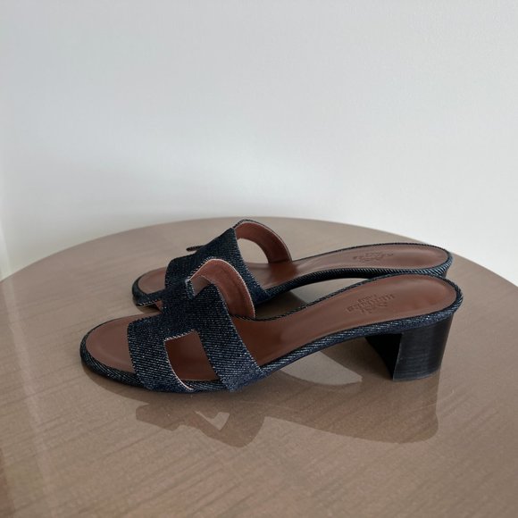 Hermes Shoes - HERMES Oasis Sandals - Blue Brut - Size 37